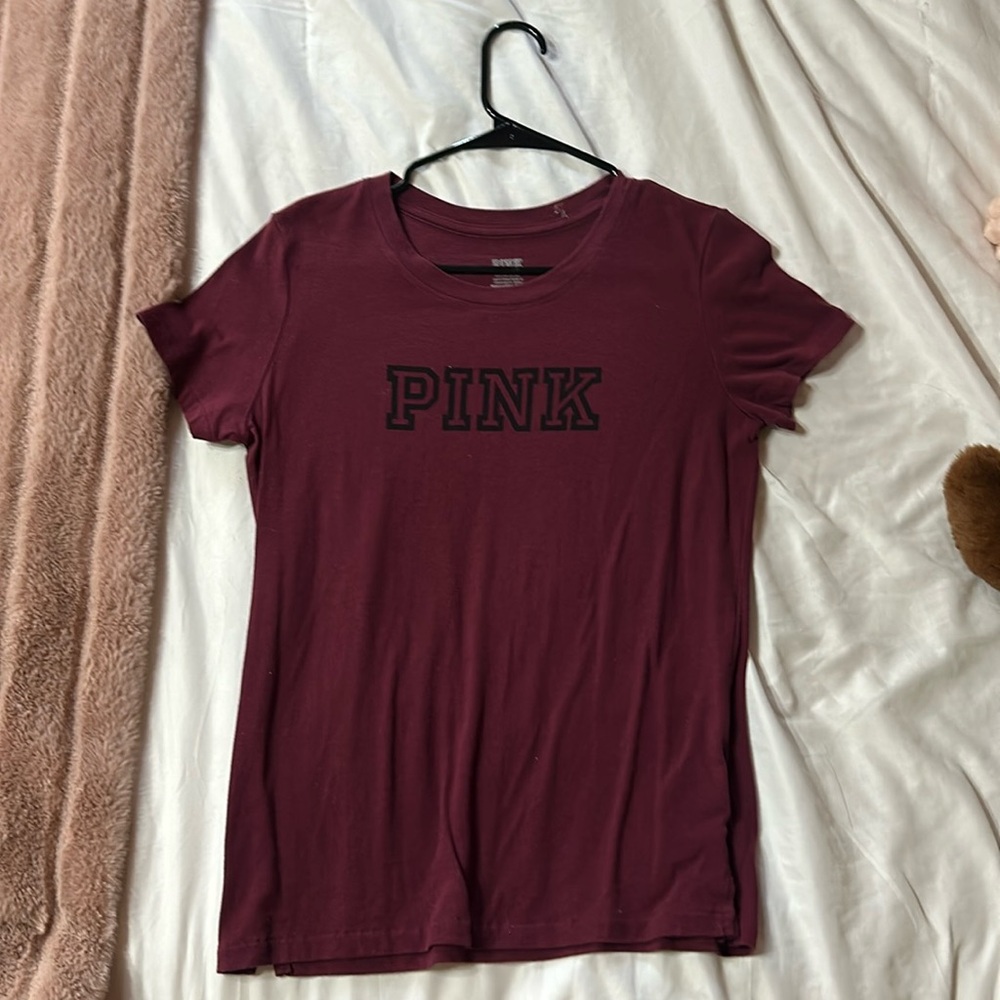 VS PINK maroon shirt